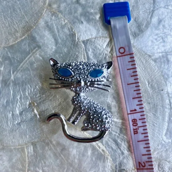 Vintage Butler Rhinestone Crystal Mid  Century Cat Brooch - Picture 3 of 3